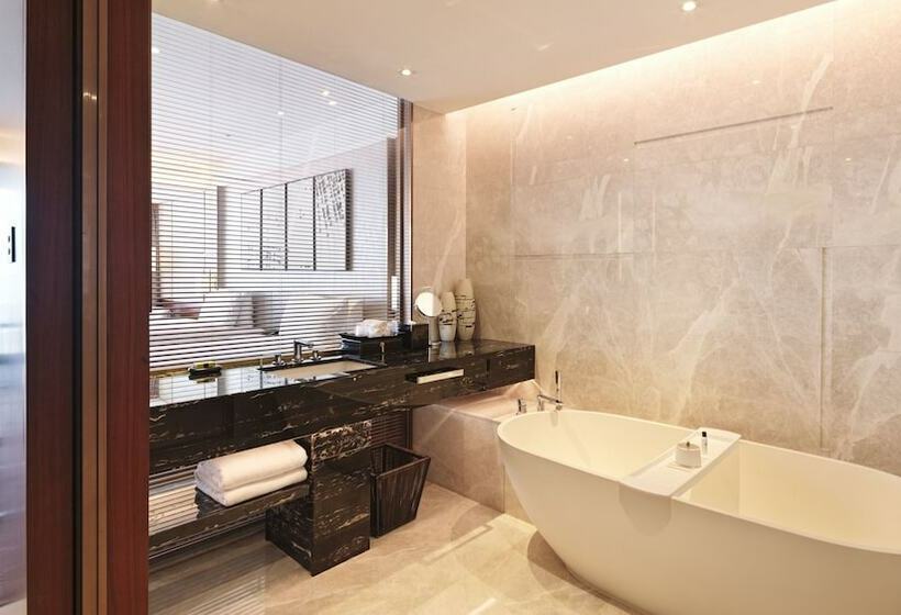 جناح جونيور, Intercontinental Guangzhou Exhibition Center, An Ihg Hotel   Free Shuttle Between Hotel And Exhibiti