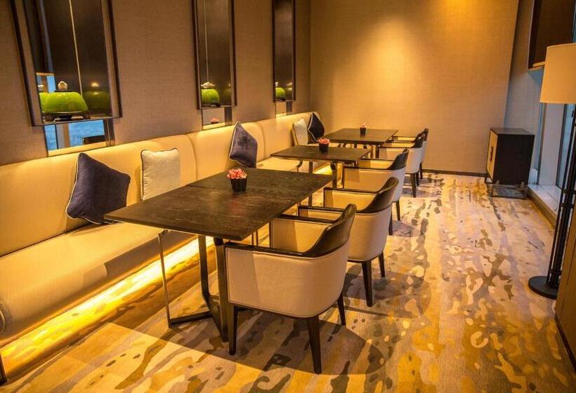 Полулюкс Кровать Кинг, Intercontinental Guangzhou Exhibition Center, An Ihg Hotel   Free Shuttle Between Hotel And Exhibiti