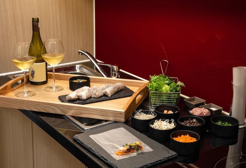 استودیوی استاندارد, Mercure Hai Phong