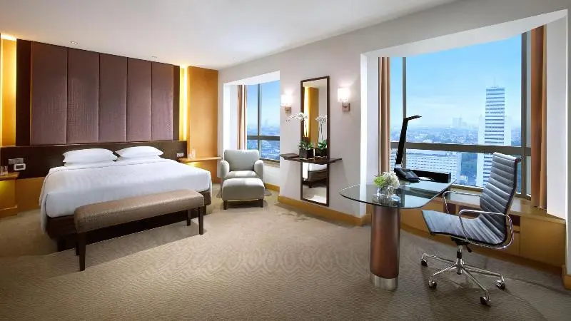Standard-studio, Mercure Hai Phong