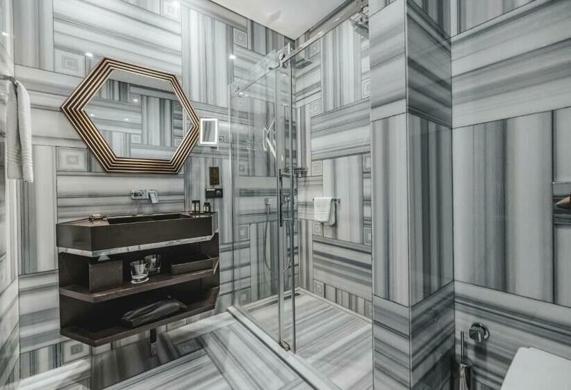 سوئیت جونیور با تخت بزرگ, The Galata Istanbul Hotel Mgallery