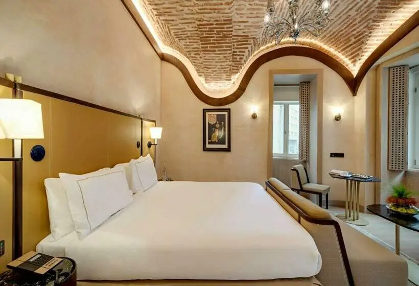Deluxe Room King Size Bed, The Galata Istanbul Hotel Mgallery