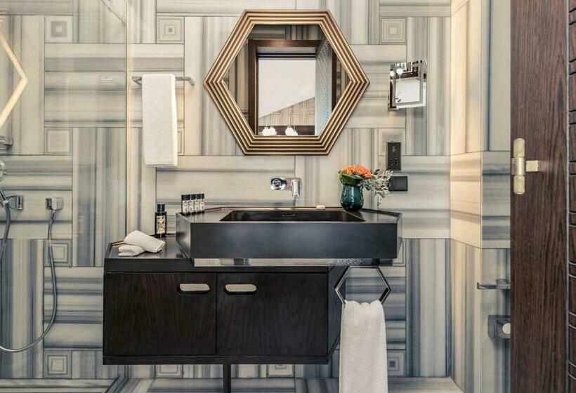 سوئیت اجرایی با تخت کینگ, The Galata Istanbul Hotel Mgallery