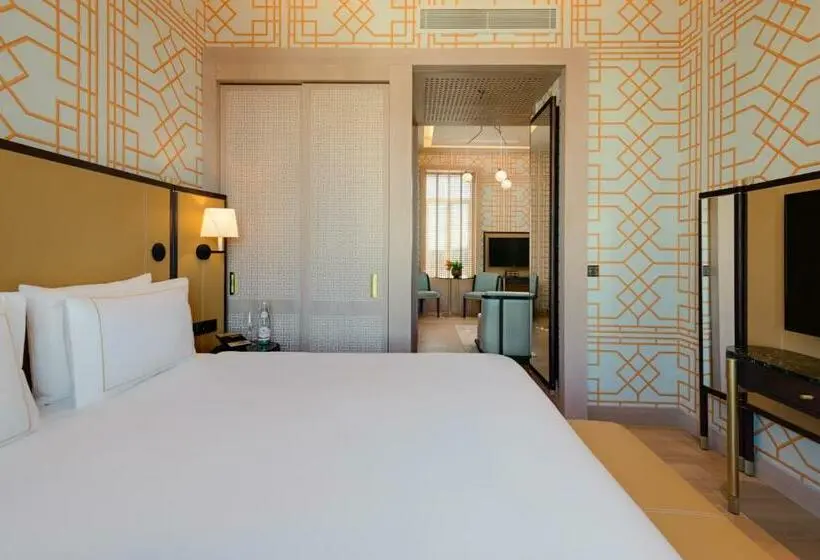 Junior Suite King Bed, The Galata Istanbul Hotel Mgallery