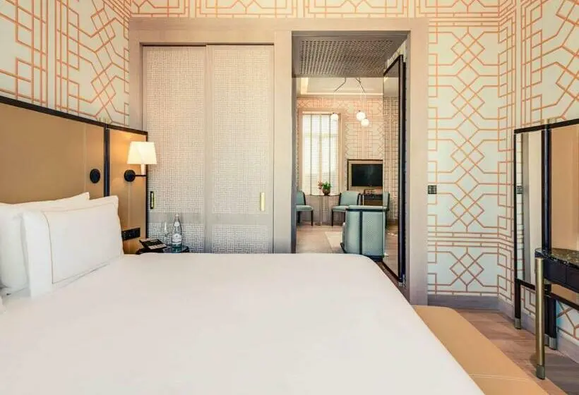 Junior Suite King Bed, The Galata Istanbul Hotel Mgallery