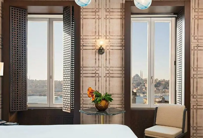 Deluxe Room King Bed & Views, The Galata Istanbul Hotel Mgallery