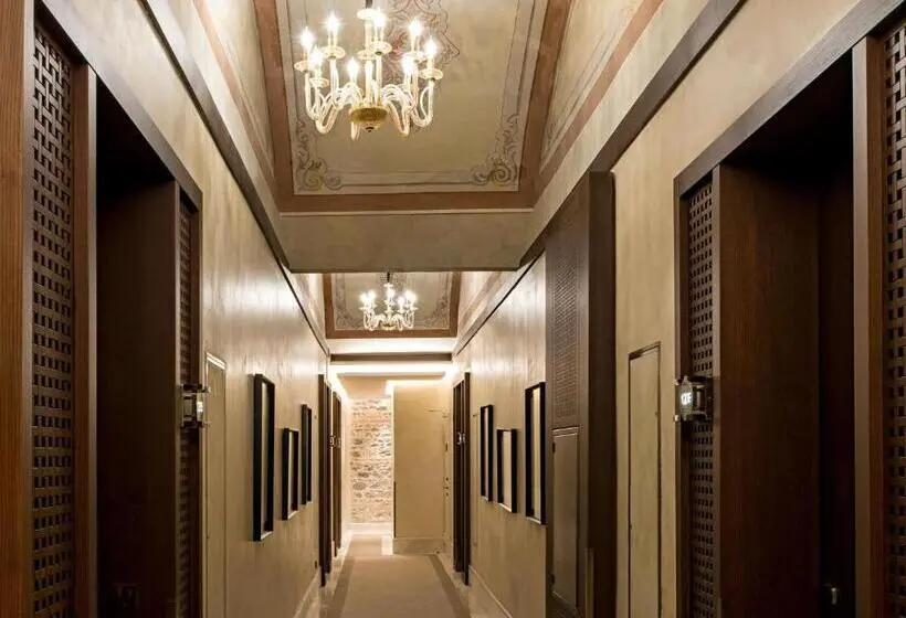 Classic Room King Bed, The Galata Istanbul Hotel Mgallery