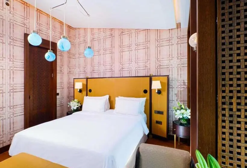 Junior Suite King Bed, The Galata Istanbul Hotel Mgallery