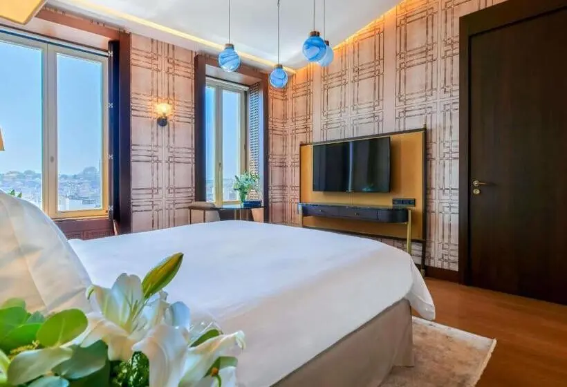 Junior Suite King Bed, The Galata Istanbul Hotel Mgallery