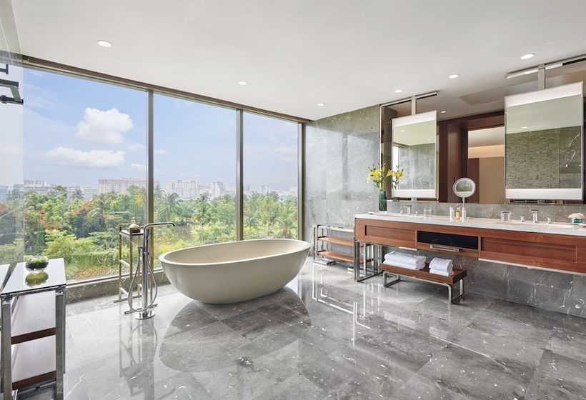 سوییت اجرایی, Grand Hyatt Kochi Bolgatty