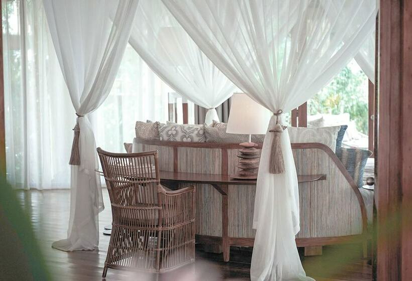 ویلا دلوکس 3 خوابه, Nay Palad Hideaway   All Inclusive