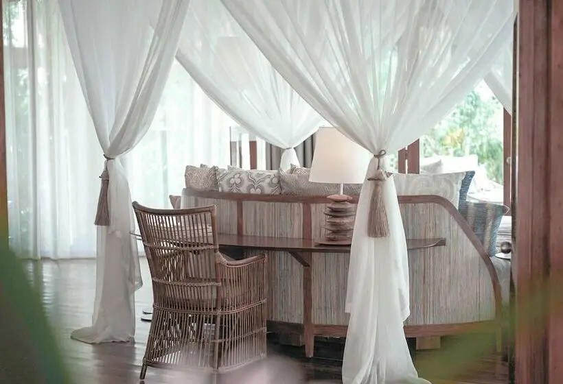 ویلا دلوکس 3 خوابه, Nay Palad Hideaway   All Inclusive