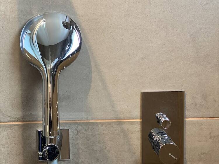 Cameră Deluxe cu Balcon, Hypnos Boutique