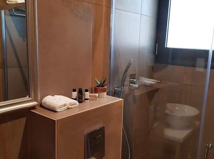 اتاق اجرایی سه نفره, Hypnos Boutique
