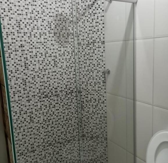 اتاق استاندارد سه نفره, Vitalle