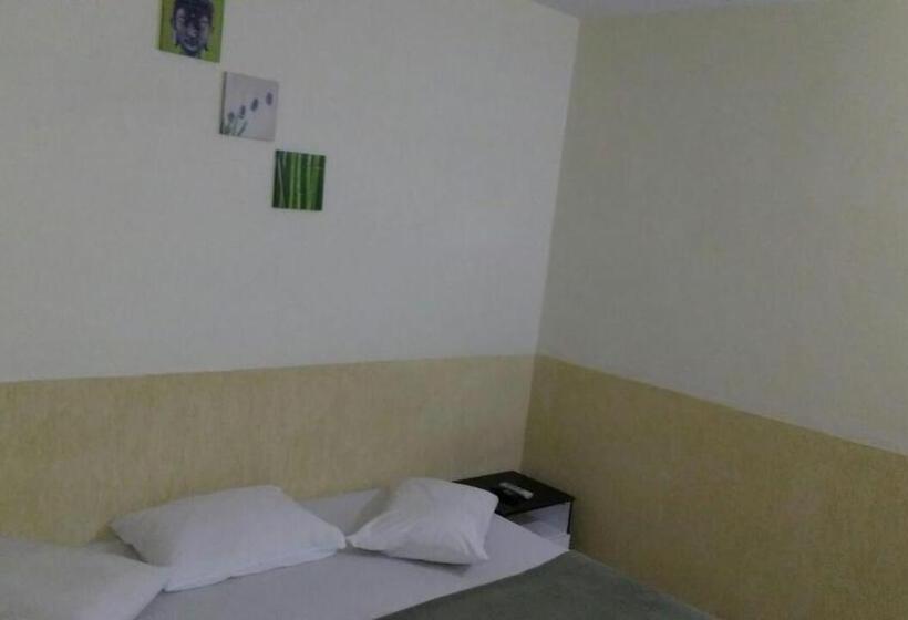 اتاق استاندارد یک نفره, Vitalle