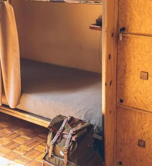 ルームシェアのワンベッド, Pura Vida Mae Hostel