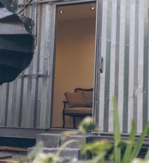 اتاق استاندارد, Pura Vida Mae Hostel