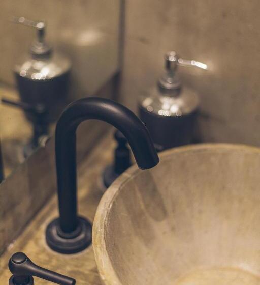 اتاق استاندارد, Pura Vida Mae Hostel