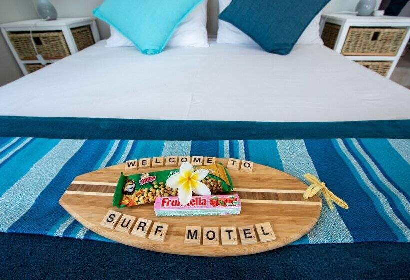 בקתת חדר, Surf Motel