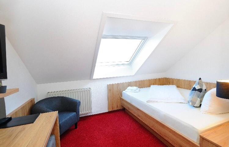 Standard Single Room, Vico S Hotel & Restaurant Asperg