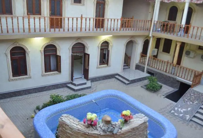 اتاق استاندارد, El Emir