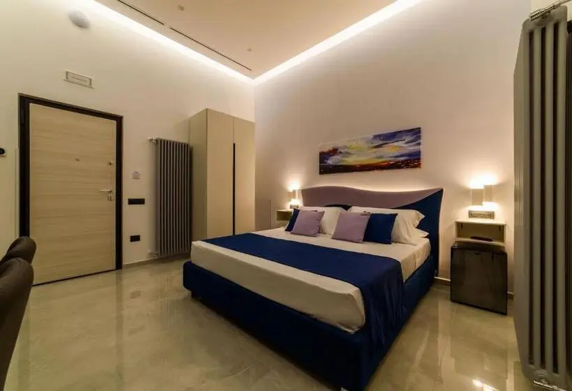 سوییت جونیور لوکس, Cloister Suites Amalfi