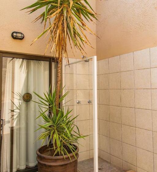 اتاق استاندارد با بالکن, Chameleon Backpackers & Guesthouse