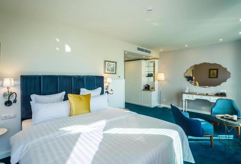 海景标准间带阳台, Residence Promenade