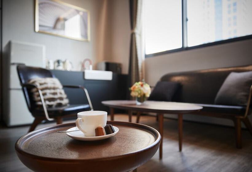 اتاق خانوادگی, Southvandeco