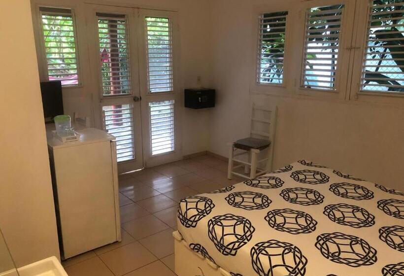 اتاق استاندارد با چشمانداز باغ, Casa Robinson