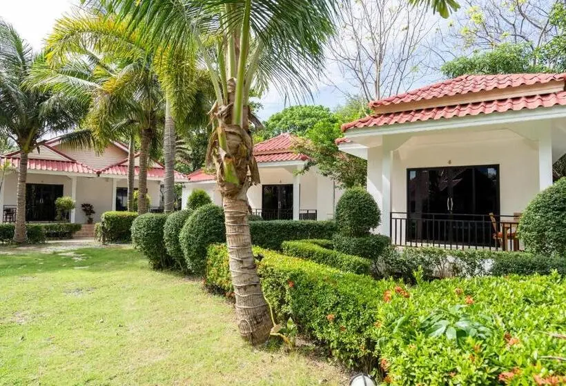 Kertre Néző Standard Bungalow, Matcha Lanta Resort