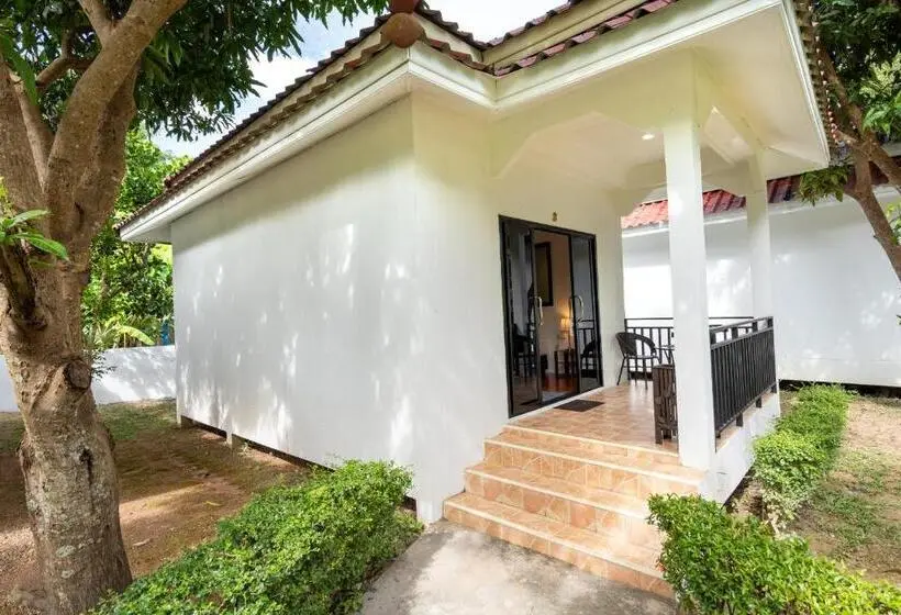 Kertre Néző Standard Bungalow, Matcha Lanta Resort