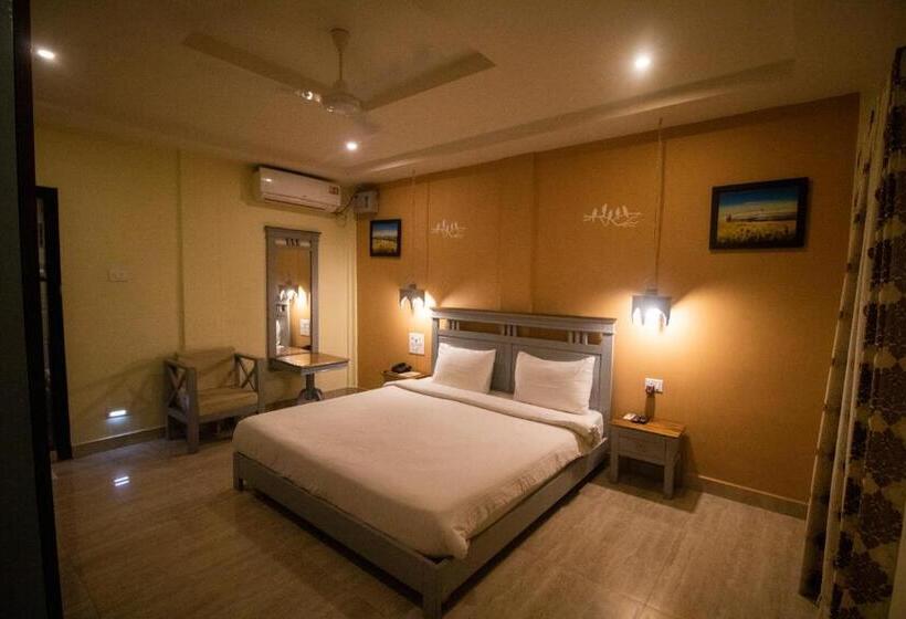 キングサイズベッドのスーペリアルーム, Krc Annexe Tezpur