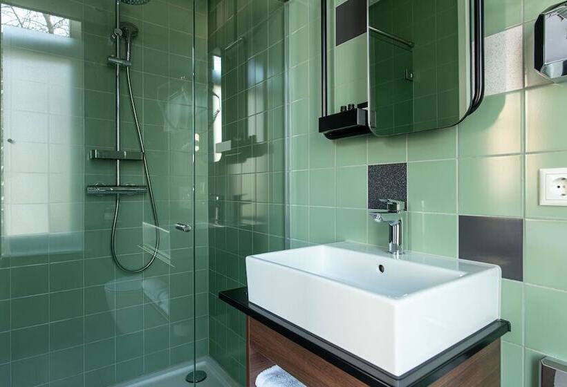 اتاق استاندارد, Alex Maastricht