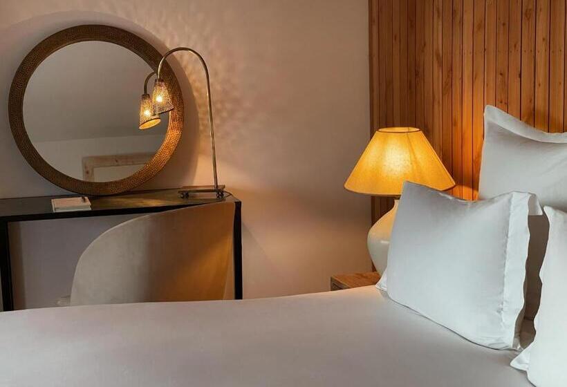 בקתה סטנדרטית עם נוף לים, La Tour D Eole