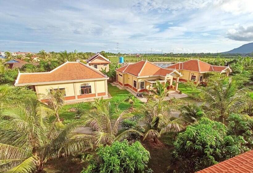 غرفة قياسية, Karma Traders Kampot