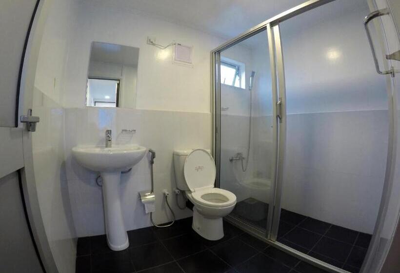 Deluxe Room with Balcony, Box On Clouds