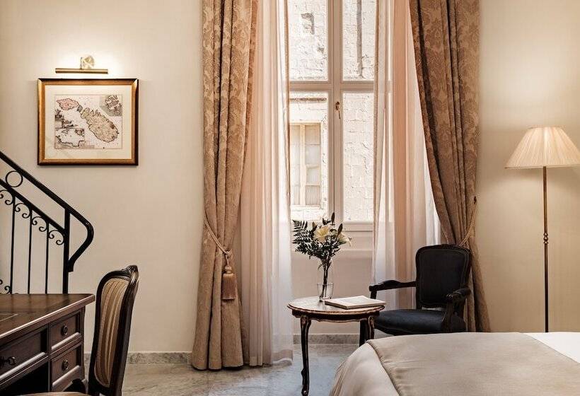 سوییت دوبلکس, Palais Le Brun