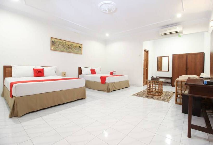 家庭间, Reddoorz Plus Near Alun Alun Selatan 2