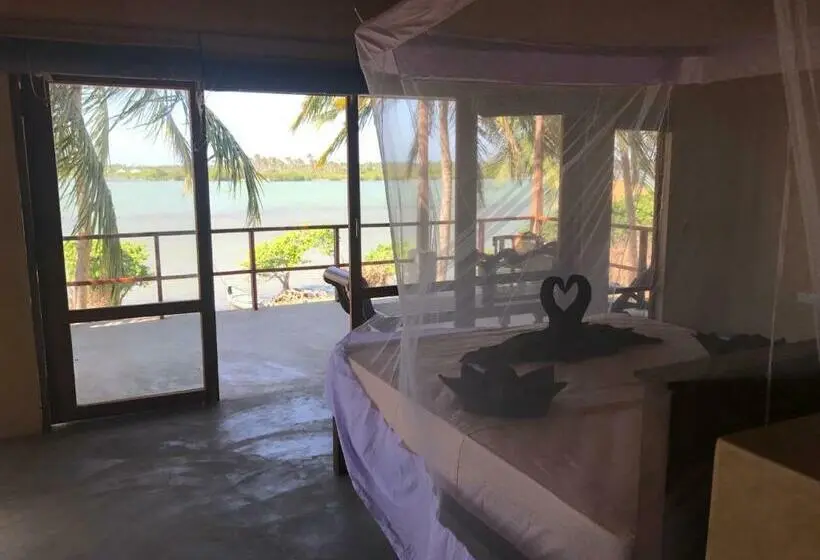 Villa 3 Makuuhuonetta, Kitelantis Hotel And Resort