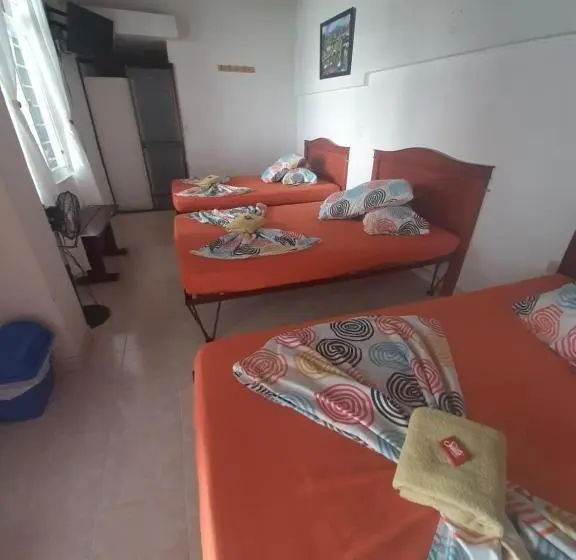 Standard Kolmen Hengen Huone, Andaluz