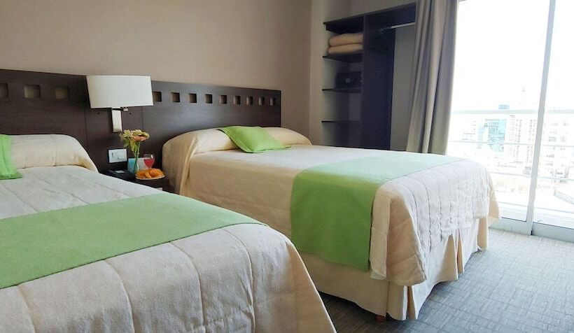 ２ダブルベッドのスタンダードルーム, Days Inn & Suites By Wyndham La Plata