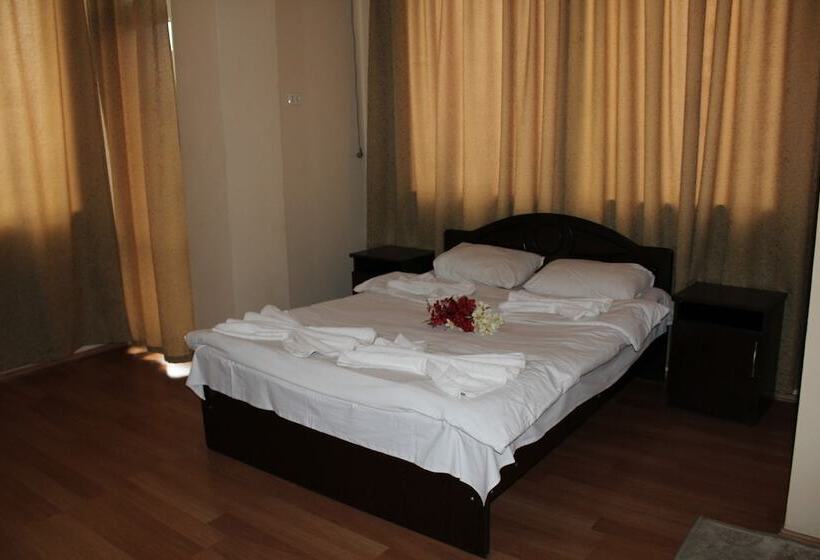 اتاق عادی, Eleganti