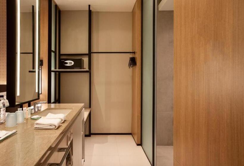 带大床的豪华间, Santika Premiere Bandara  Palembang