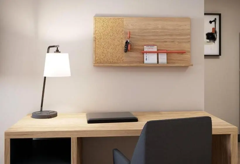 キングサイドベッドのスタンダードワンルーム, Candlewood Suites Orlando North Winter Park By Ihg