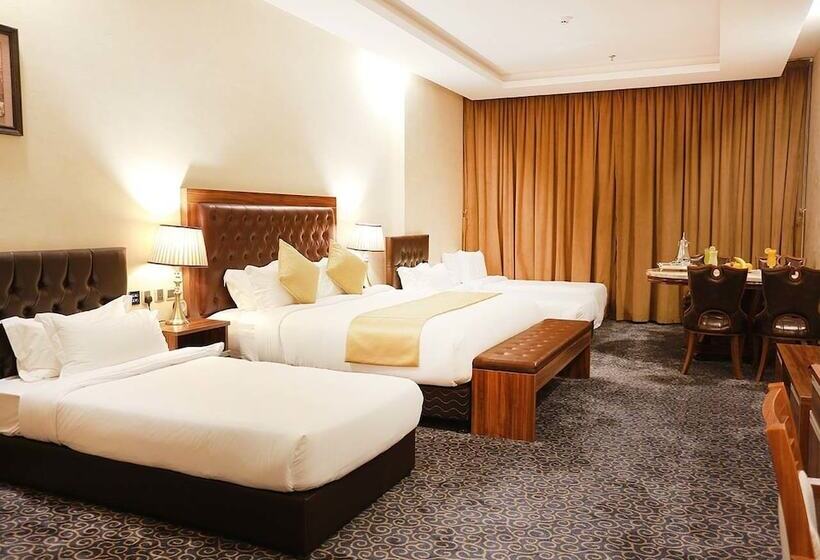 جناح جونيور, Karam Al Balad