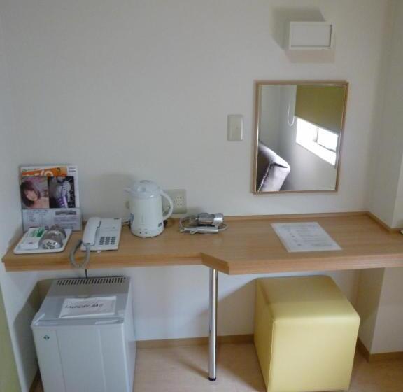 Quarto Triplo Estandar, Monzennoyu