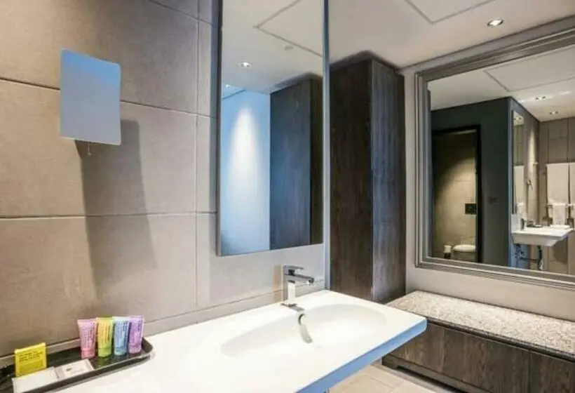 اتاق استاندارد, Trademark Hotel, A Member Of Design Hotels