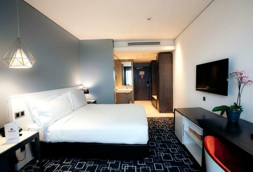 带大床的标准间, Trademark Hotel, A Member Of Design Hotels